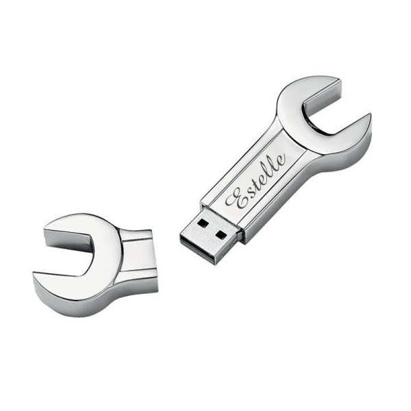 8 GB gravírozott USB-kulcs villáskulcs alakban 8 GB gravírozott USB-kulcs villáskulcs alakban