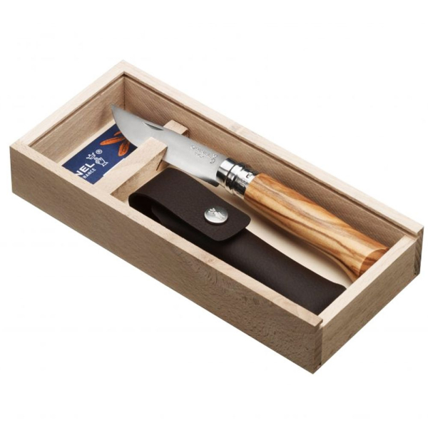 Gravírozott Opinel 8-as Olajfafa Kés Ajándékdoboz Gravírozott Opinel 8-as Olajfafa Kés Ajándékdoboz