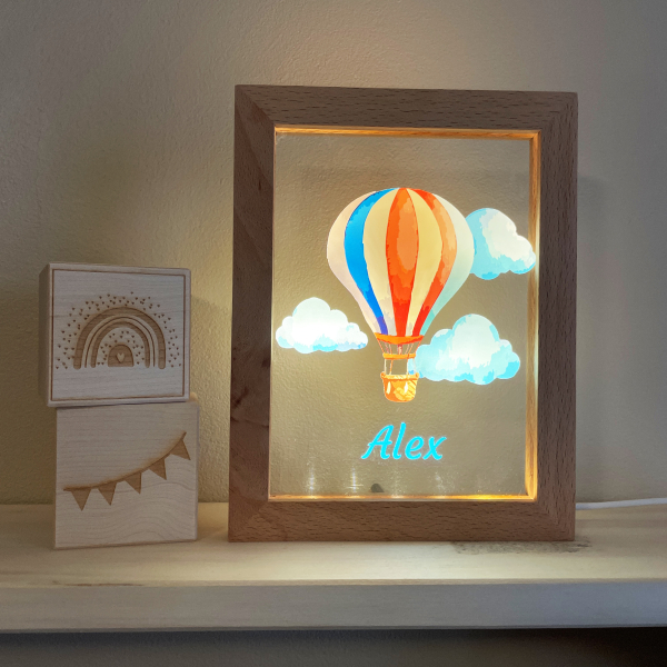LED-es képkeret hőlégballonnal és névvel LED-es képkeret hőlégballonnal és névvel