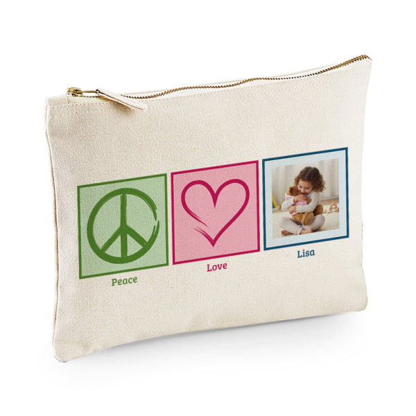 T&ouml;bbfunkci&oacute;s tok Peace & Love fot&oacute;
